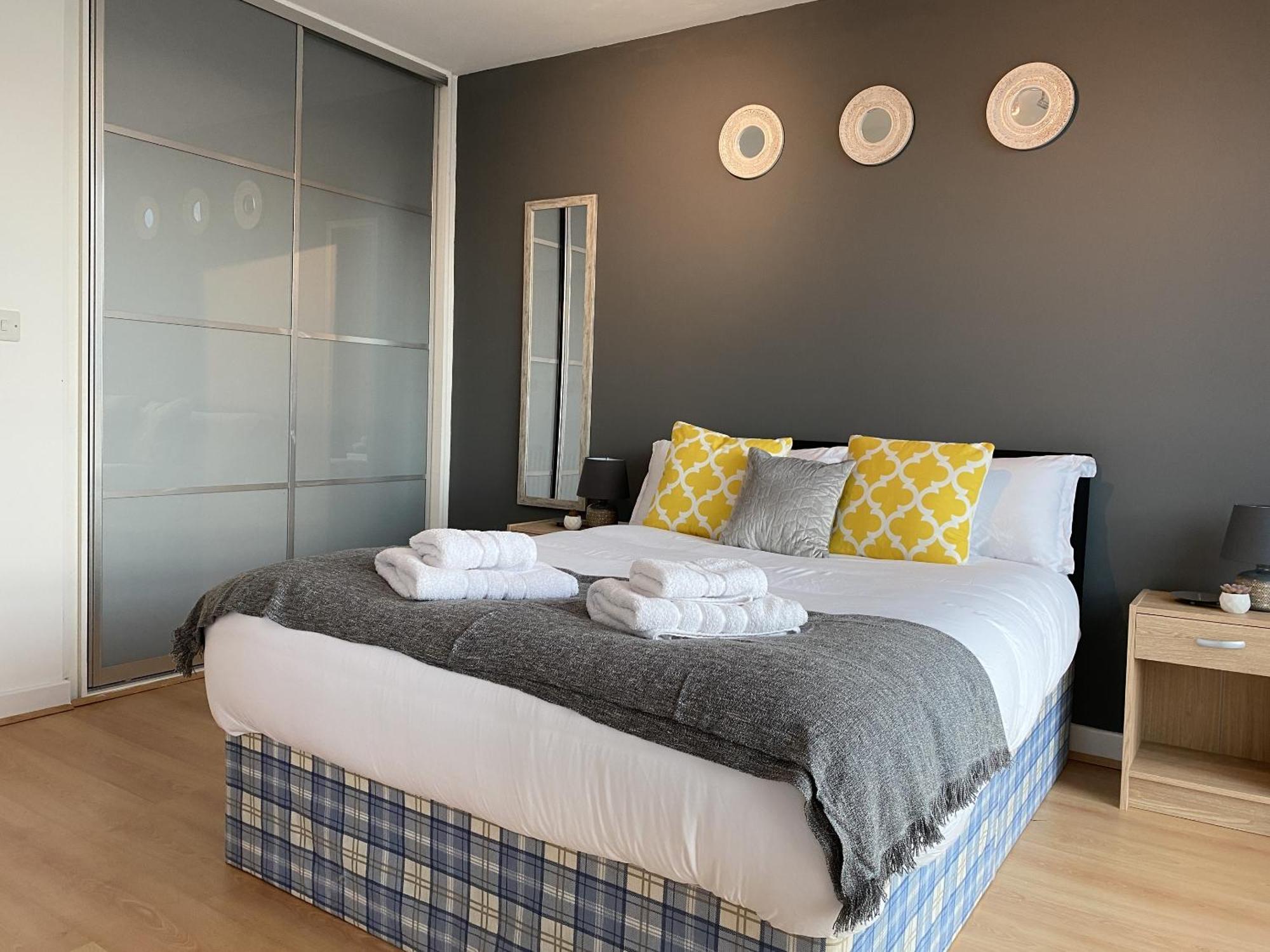 Tailor That Property - Chelsea House Milton Keynes Exteriör bild