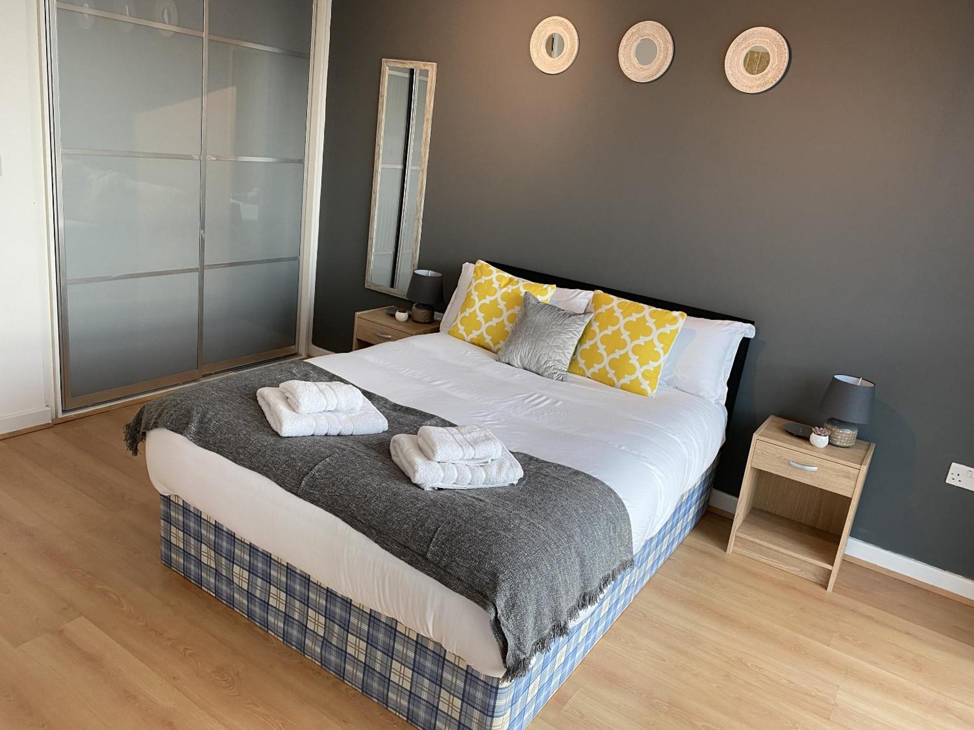 Tailor That Property - Chelsea House Milton Keynes Rum bild